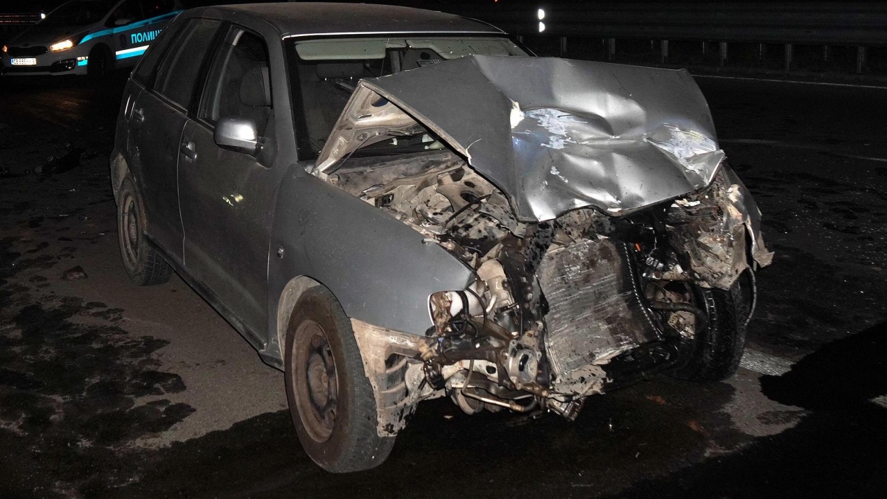 Мъж пострада заради катастрофа на пътя между Пазарджик и Пловдив