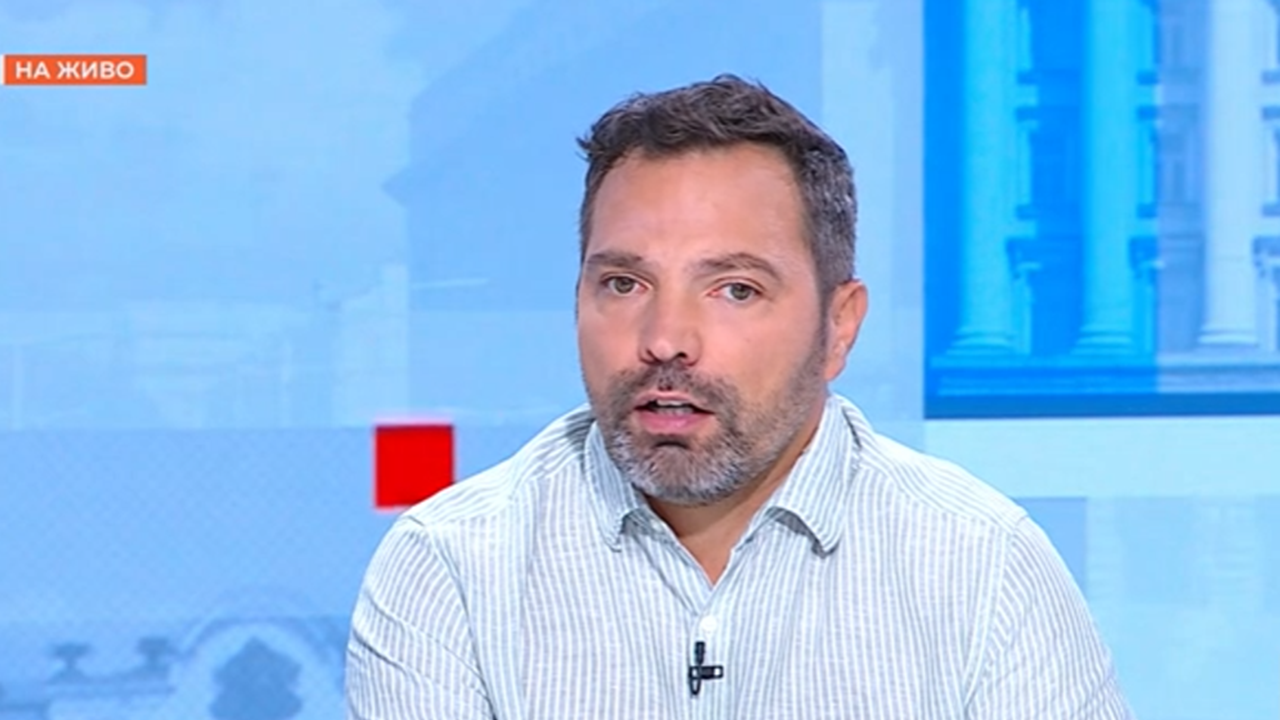 Даниел Стефанов, политолог: Проблем е, че половината от партиите нямат действащи лидери