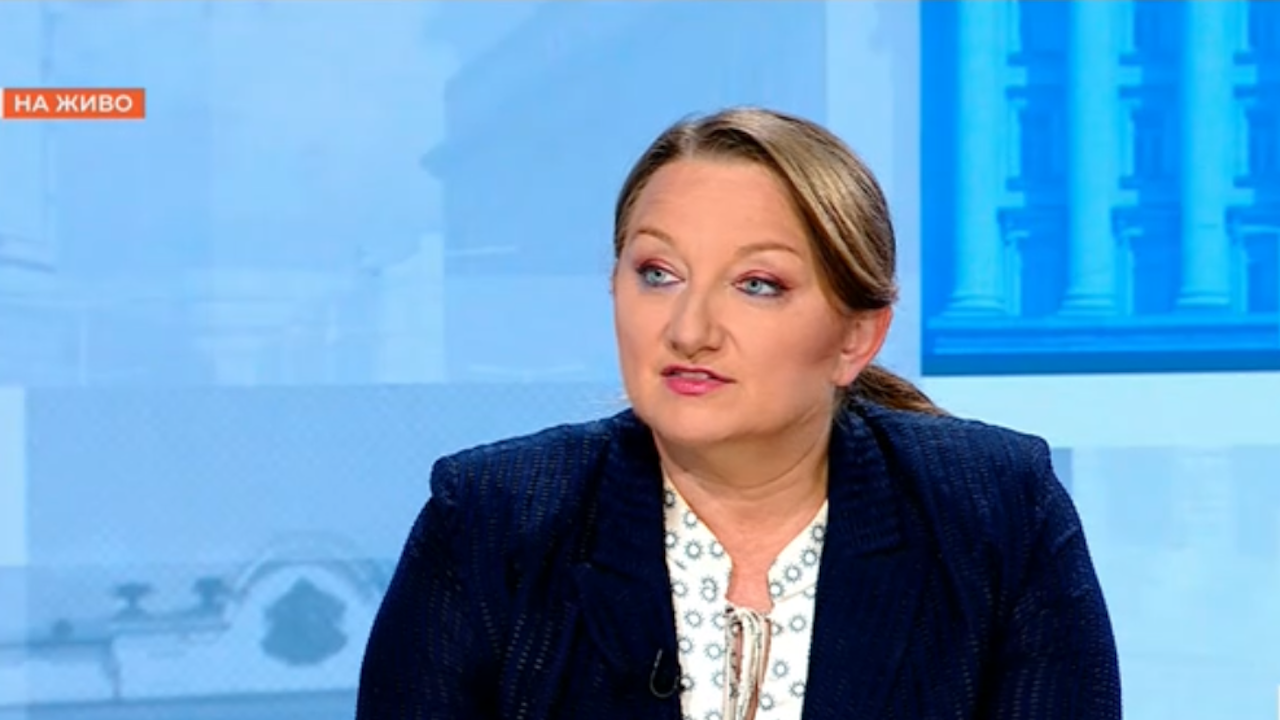 Деница Сачева: Съмнявам се, че колегата Кирил Петков е чел декларацията на ПП-ДБ
