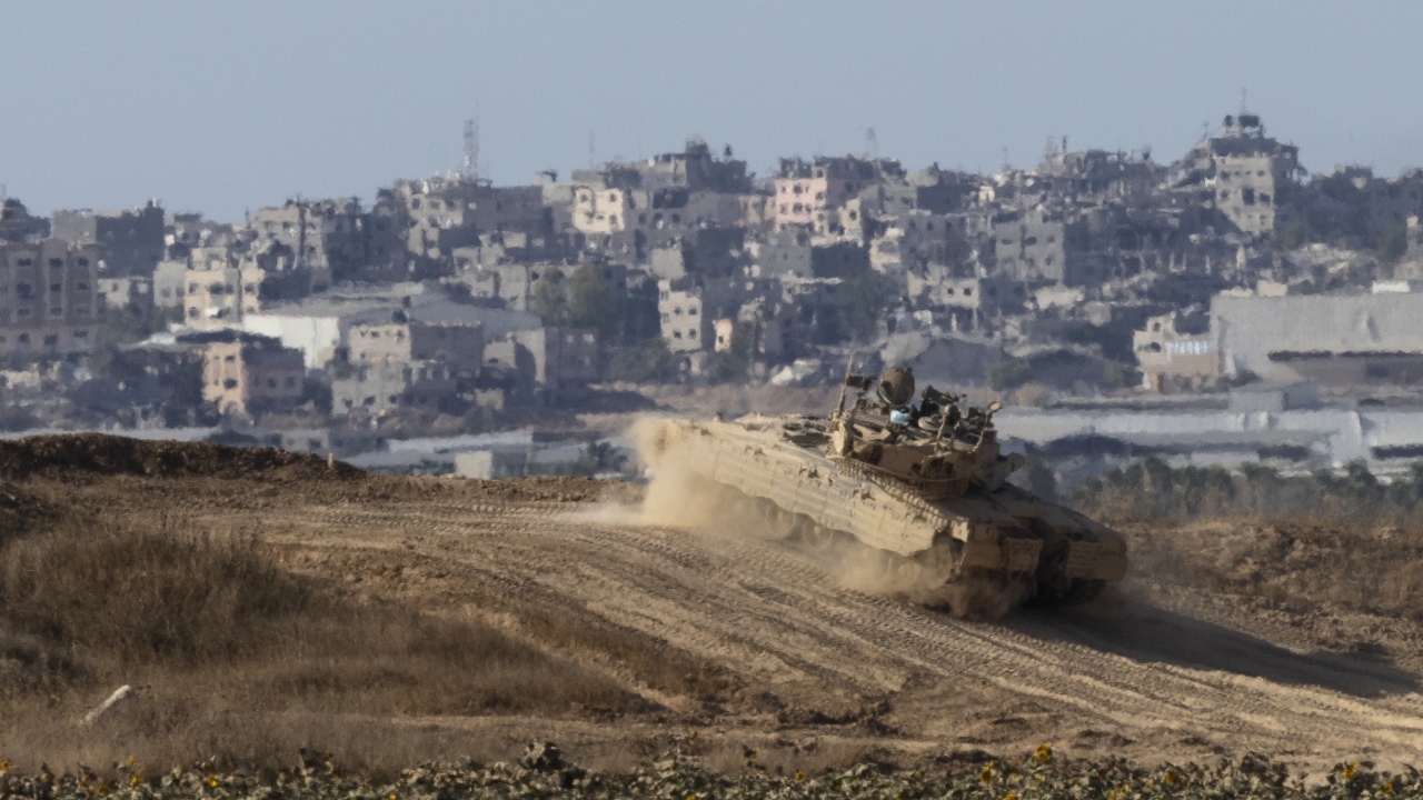 Израелските сили напредват в Южна Газа, танкове действат в Рафах