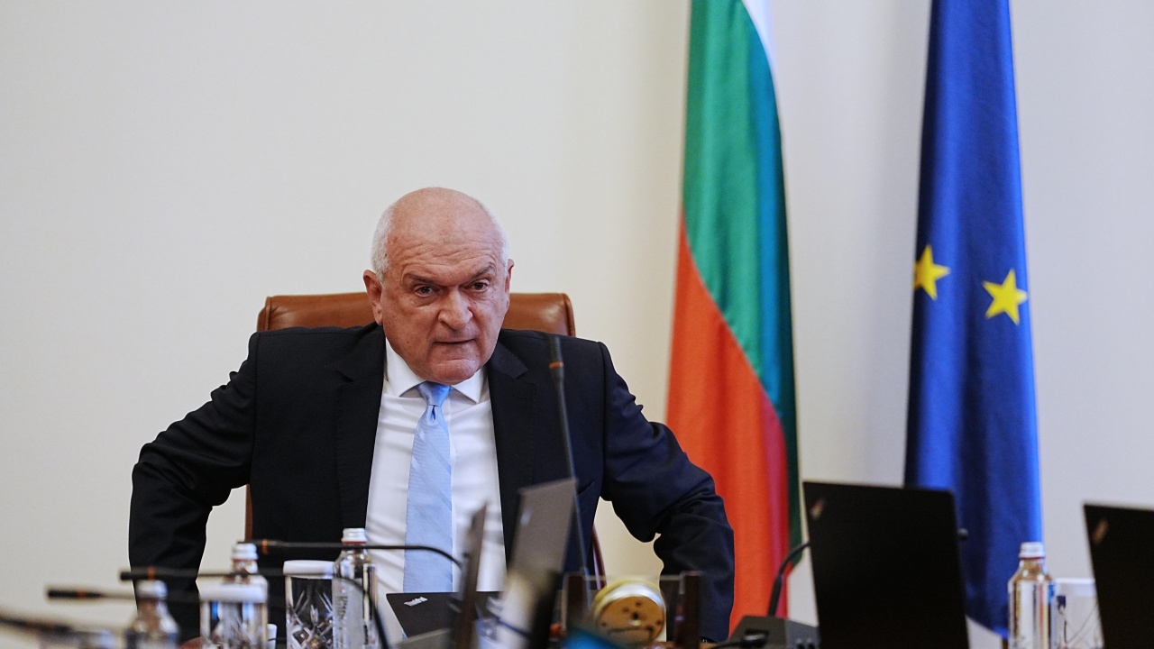 Премиерът Главчев назначи нов зам.-министър на земеделието и храните