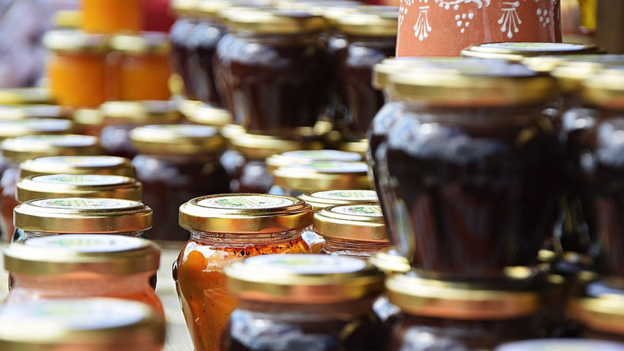 Община Царево работи по проект за лаборатория за изследване на качеството на мановия мед