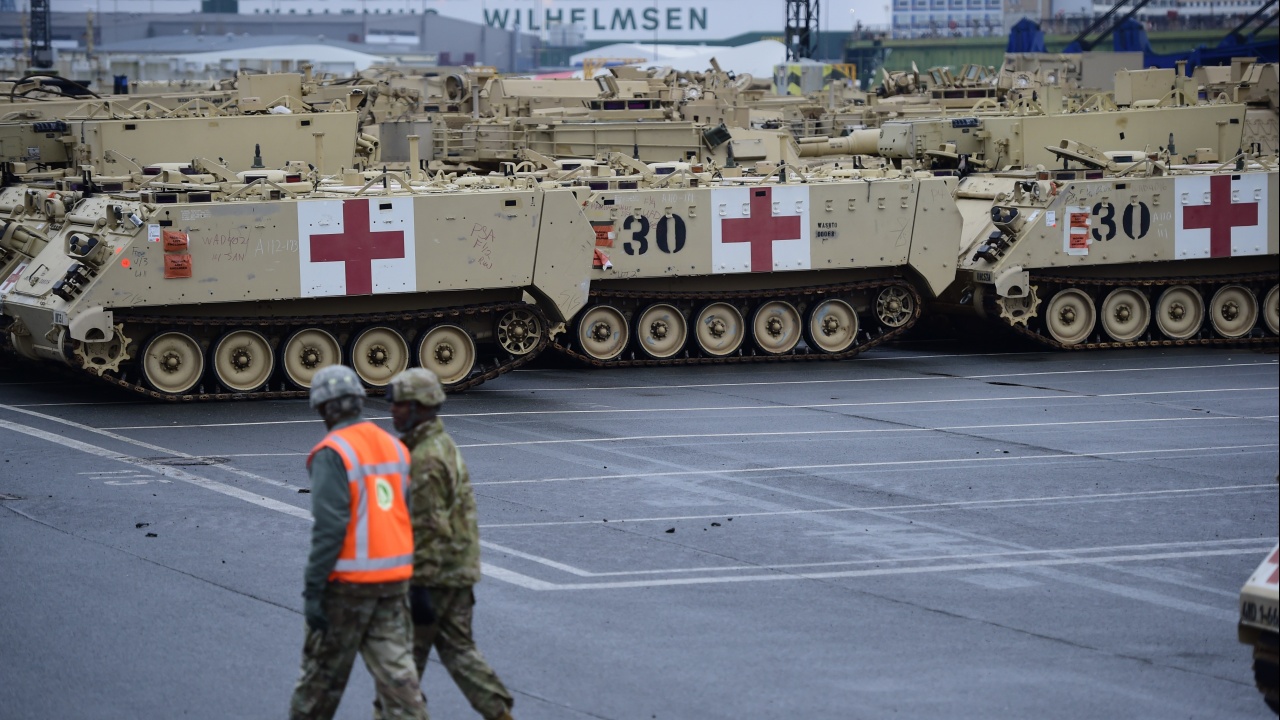 НАТО планира мащабно транспортиране на ранени военнослужещи в случай на война с Русия