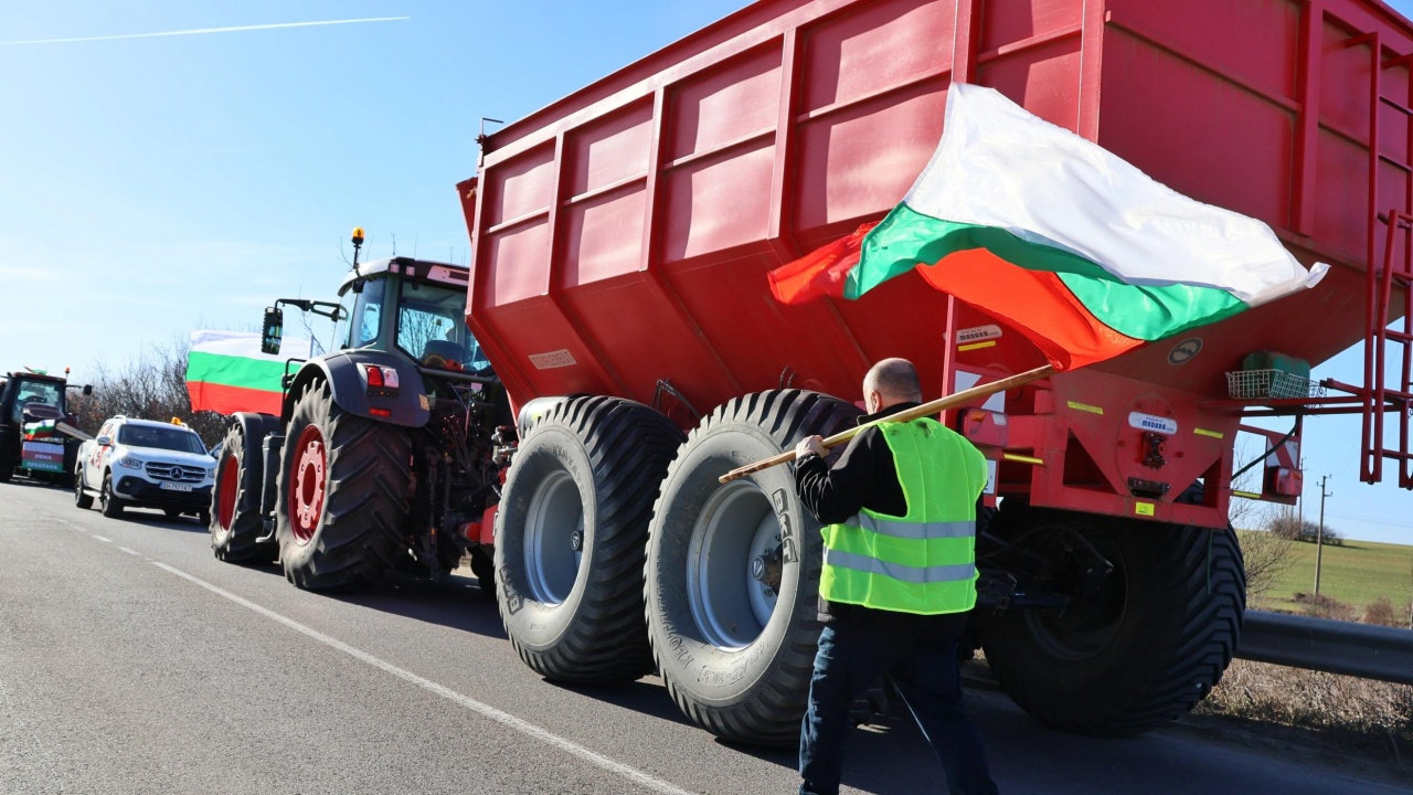 Земеделци подготвят протести заради забавянето на украинската помощ