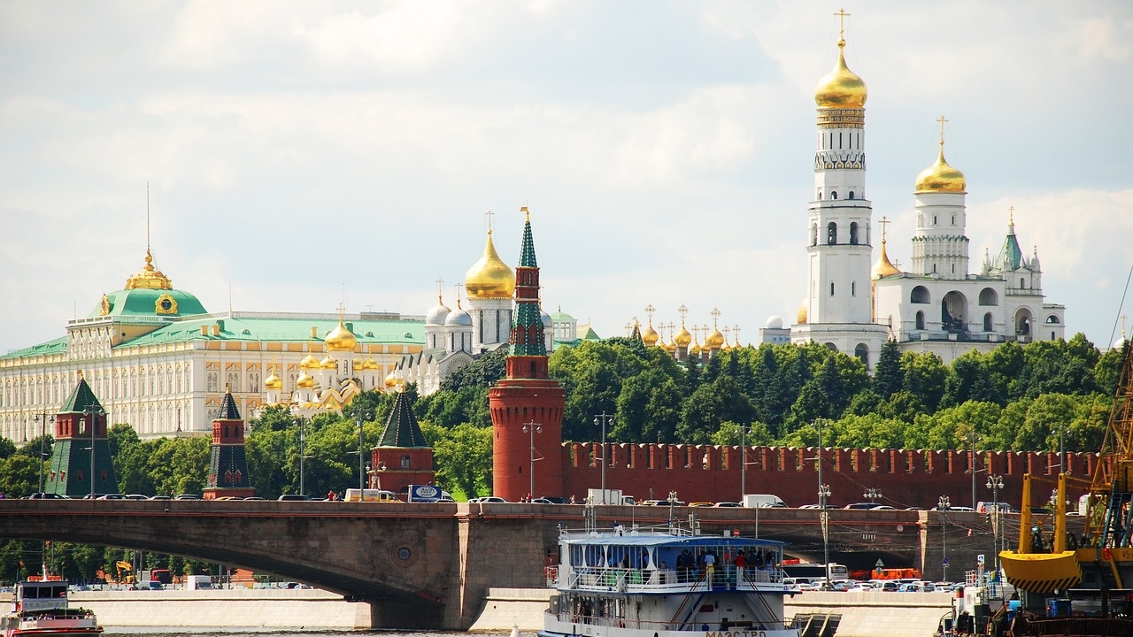 Москва: С изявленията си за преговори за ядрените оръжия Байдън цели да подпомогне кампанията на Харис