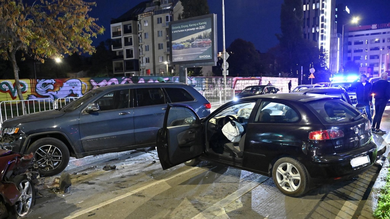 Верижна катастрофа на бул. Тодор Александров и ул. Опълченска в София