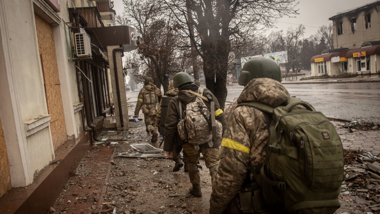 Наш боец в Украйна показа уникална снимка от фронта