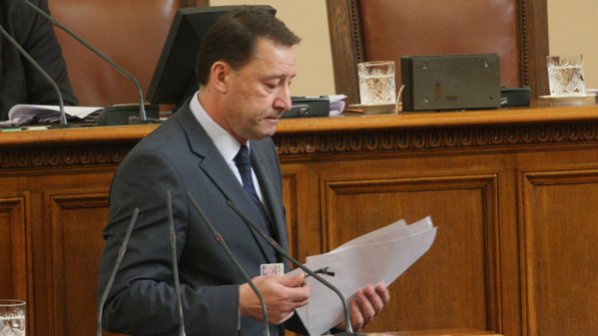 Ангел Найденов от БСП: От ГЕРБ искат да изкупят БДЖ чрез свои хора
