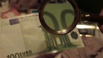 Окошариха бивш служител на БОП-а за фалшиви евро банкноти