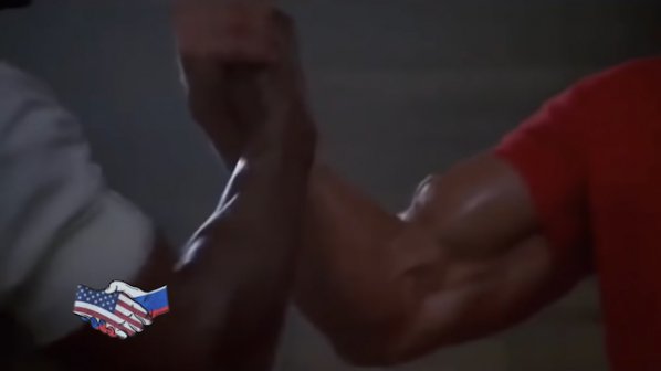 Двойник на Доналд Тръмп възпя Владимир Путин