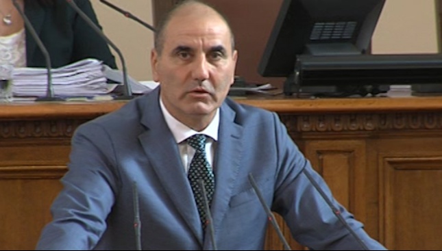 Цветанов с призив към президента Румен Радев