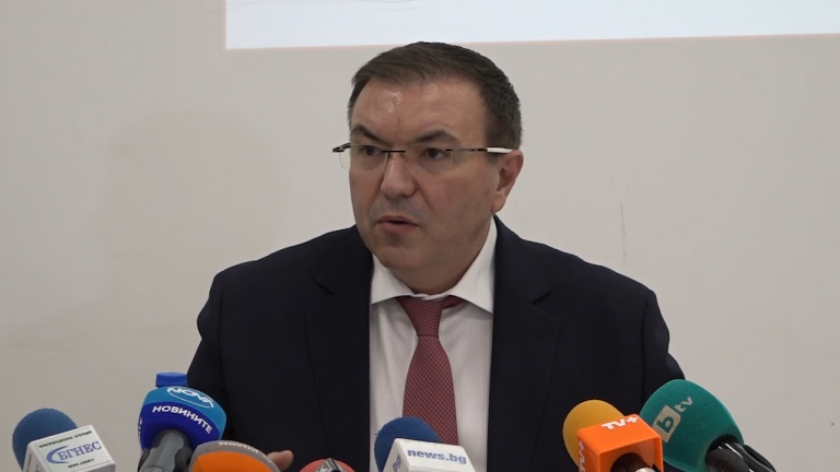 Ето как можем електронно да си запазим час за ваксинация