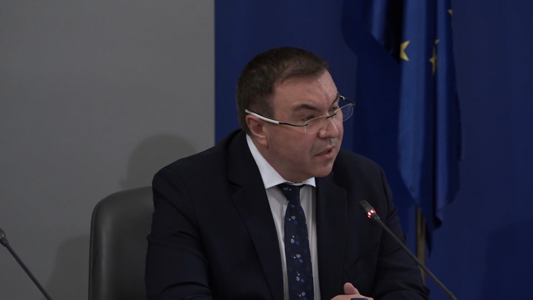 Проф. Ангелов: Излизаме от третата вълна на COVID-19 у нас