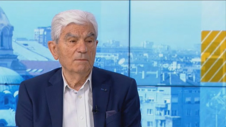 Имунолог разкри какъв е имунитетът на един преболедувал и един ваксиниран