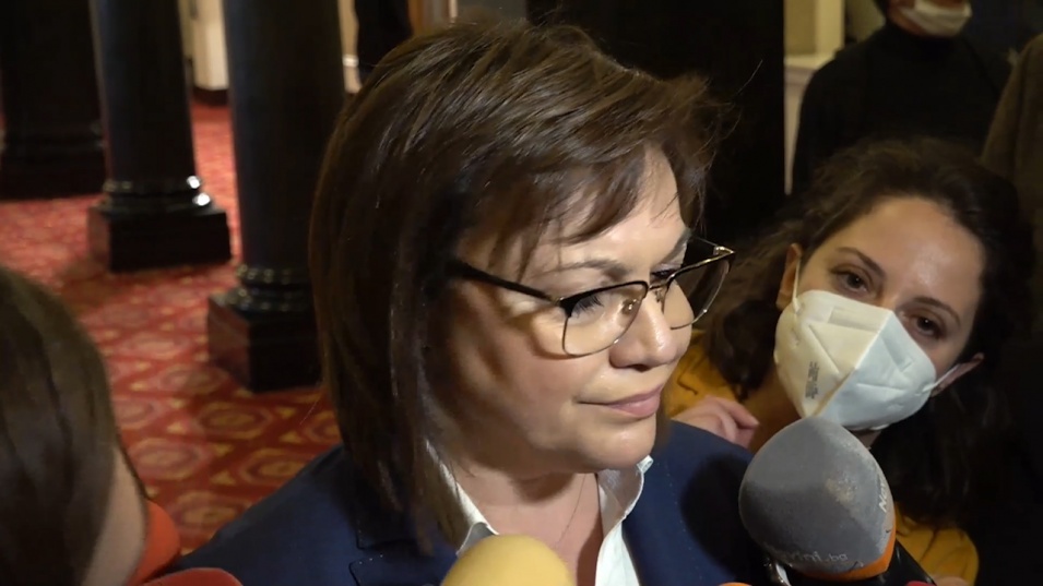 Нинова: Реалистично е следващата седмица да бъде подписано коалиционното споразумение