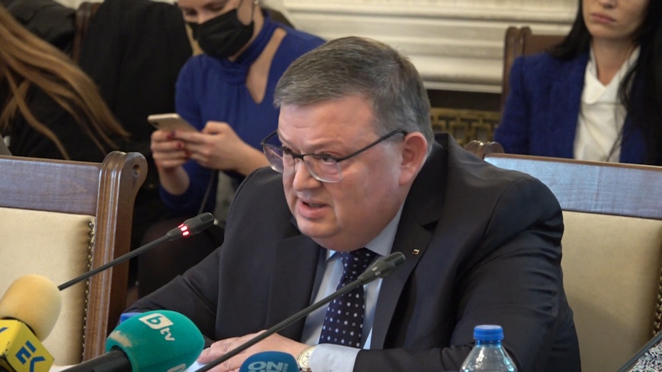 Цацаров разкри пред депутатите защо подава оставка