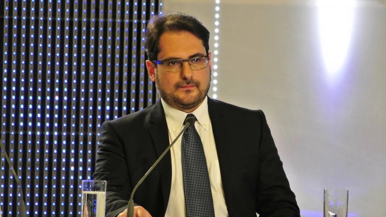  Доц. Даниел Смилов за novini.bg: Путин надали ще спре до Донецк и Луганск 