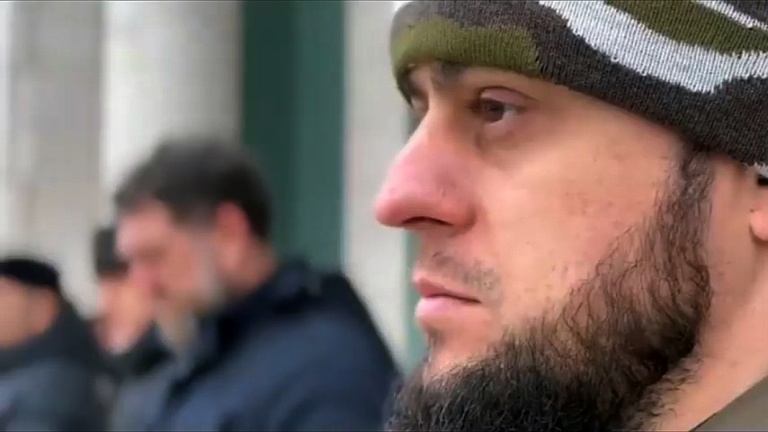  Видяно в Чечня: 10 000 души армия се насочат към Украйна 