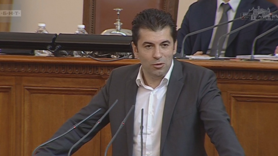 Кирил Петков: ДПС се фокусира само върху защитата на Пеевски