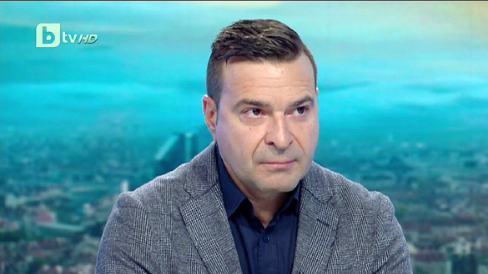 Видео - Слави Ангелов (журналист) с коментар за случая на Сашко от ...