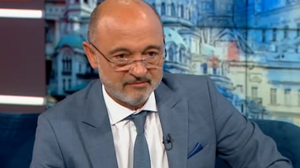 България ще разполага с медицински хеликоптери до месец