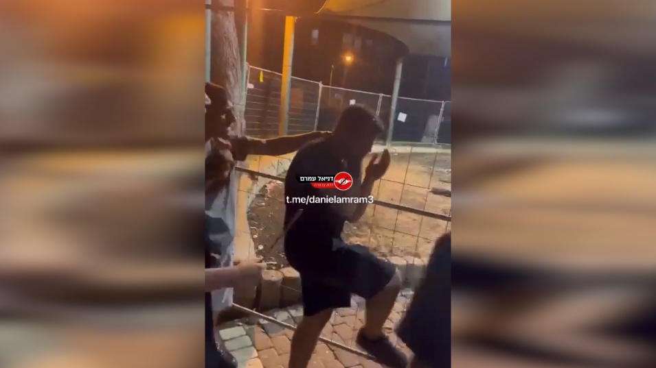 Видео с побой над дете разбуни Израел