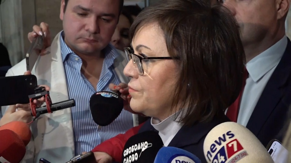 Корнелия Нинова: Не си продаваме гласовете и не служим за параван