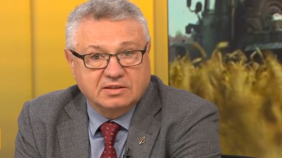 Ексвоенен министър: Има видима промяна в позицията ни за Украйна